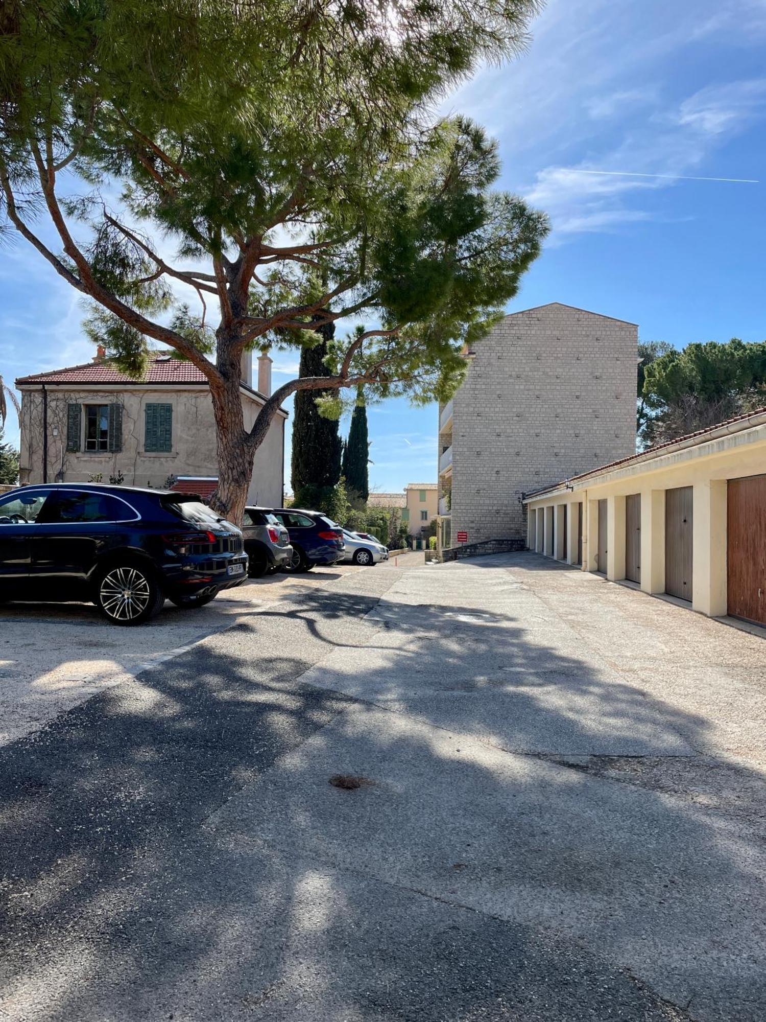 Au Coeur Et Au Calme De Bandol, Parking Et Climatisation Daire Dış mekan fotoğraf